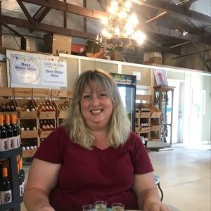 Meet your Posher, Cassandra